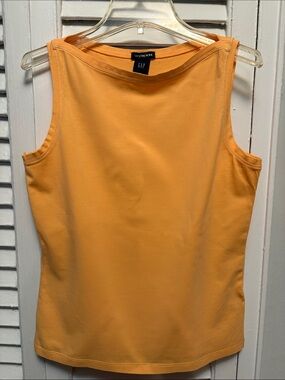 GAP Sleeveless Tank Top in Golden Orange size Medium